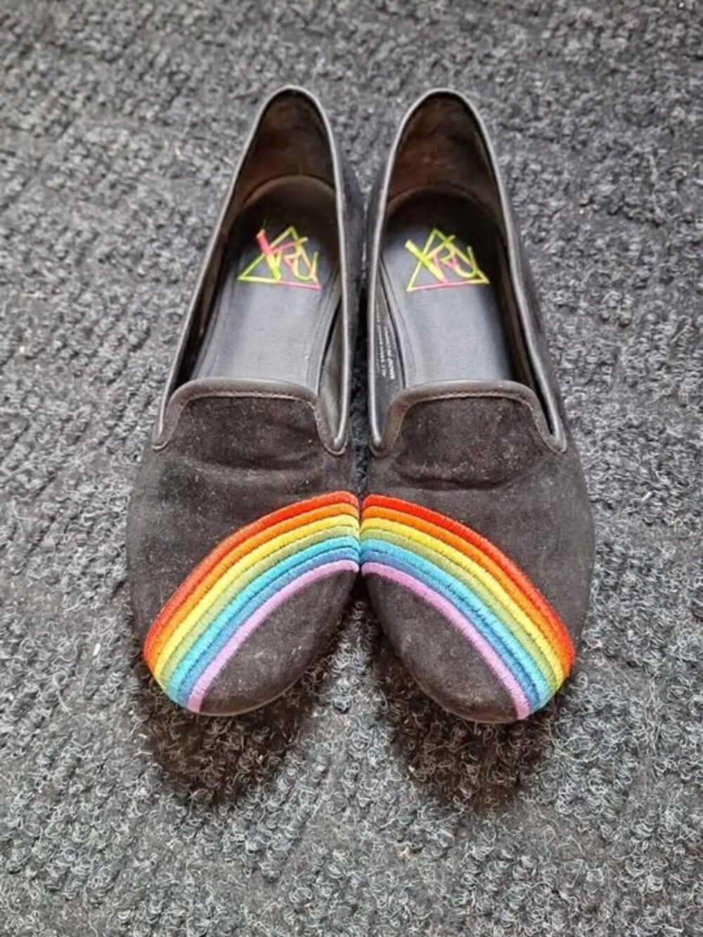 YRU Lavish Rainbow Loafers, size 6